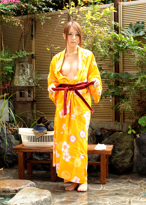 Japanese Jessica Kizaki Wiki Black Photos jpg 2
