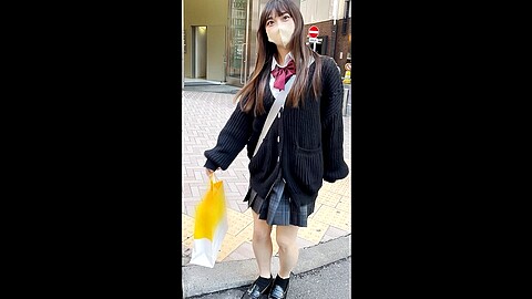 Urara 女子学生