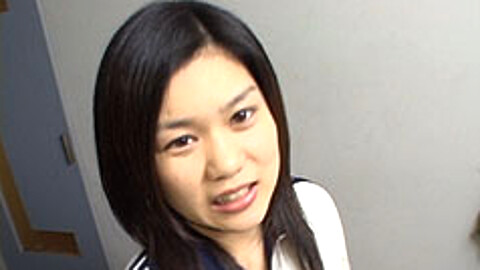 Kaede Shiraishi School Student